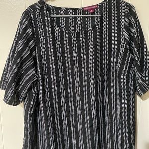 Women’s top. Size 18. Jessica London